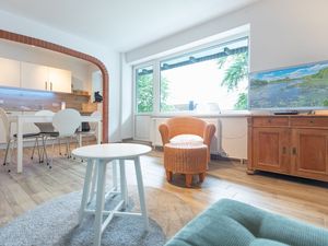 23966940-Ferienwohnung-2-Husum-300x225-3