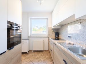 23967012-Ferienwohnung-3-Husum-300x225-4