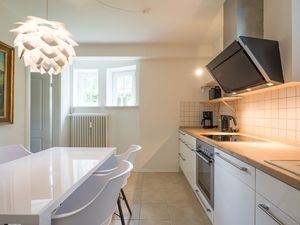 23967081-Ferienwohnung-4-Husum-300x225-3