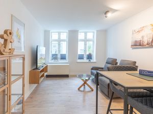 23969108-Ferienwohnung-2-Husum-300x225-3