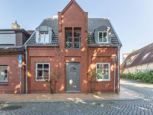 23966967-Ferienwohnung-2-Husum-300x225-1