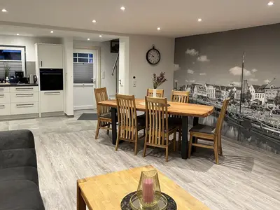 Ferienwohnung für 5 Personen (110 m²) in Husum 1/10