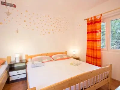 Ferienwohnung für 3 Personen in Hvar 6/8