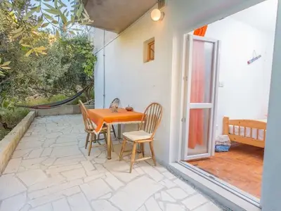 Ferienwohnung für 3 Personen in Hvar 8/8