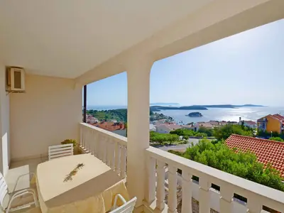 Ferienwohnung für 2 Personen (40 m²) in Hvar 2/10