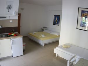 Ferienwohnung für 3 Personen (24 m²) in Hvar