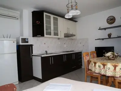 Ferienwohnung für 5 Personen in Hvar 8/10