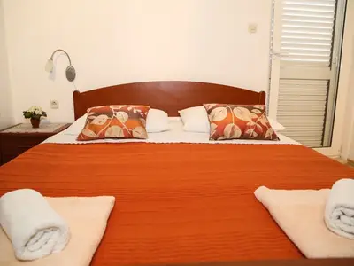 Ferienwohnung für 2 Personen in Hvar 8/10
