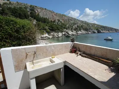 Ferienwohnung für 2 Personen in Hvar 7/10