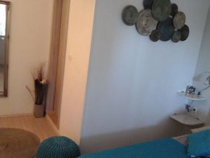 22251639-Ferienwohnung-0-Hvar-300x225-3