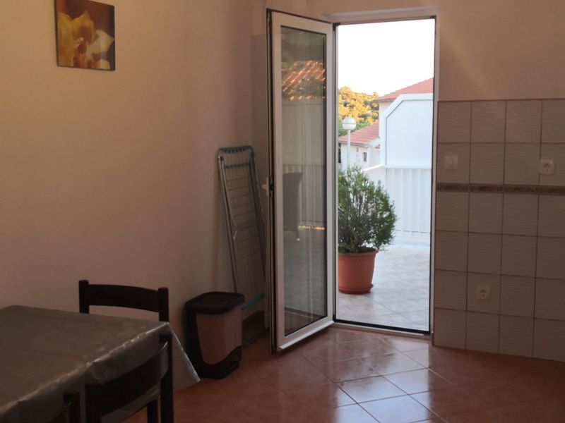 23539149-Ferienwohnung-2-Hvar-800x600-2