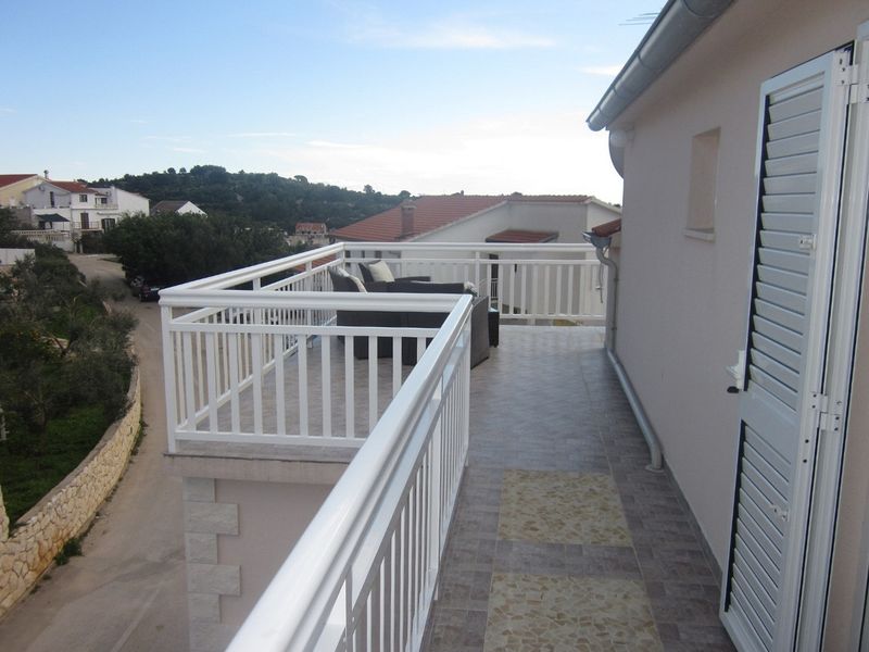 23539272-Ferienwohnung-3-Hvar-800x600-0