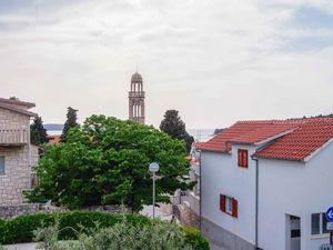 24030921-Ferienwohnung-3-Hvar-300x225-1