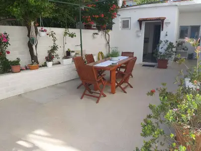 Ferienwohnung für 2 Personen (35 m²) in Hvar 4/10
