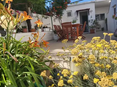 Ferienwohnung für 2 Personen (35 m²) in Hvar 6/10