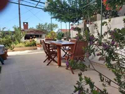 Ferienwohnung für 2 Personen (35 m²) in Hvar 8/10