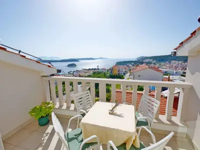 Ferienwohnung für 2 Personen (45 m²) in Hvar 2/10