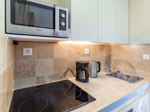 23852361-Ferienwohnung-4-Hyères-300x225-0