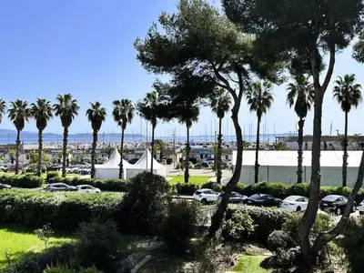 Ferienwohnung für 5 Personen (43 m²) in Hyères 1/10