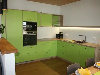 KITCHEN, INSIDE