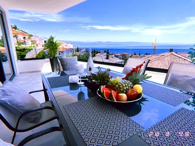 Ferienwohnung für 6 Personen (150 m²) in Ičići 1/10