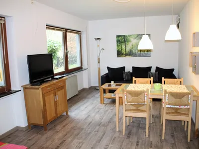 WohnSchlafzimmer (2) WohnSchlafzimmer (2)