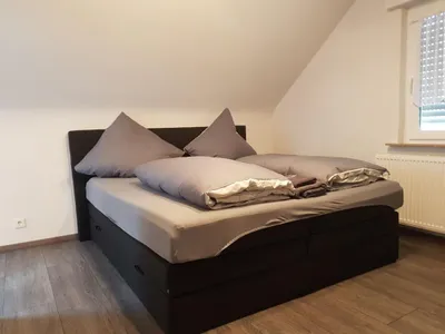 Schlafzimmer2