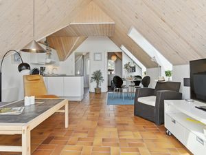 23766547-Ferienwohnung-4-Idestrup-300x225-3