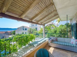 balcony-terrace