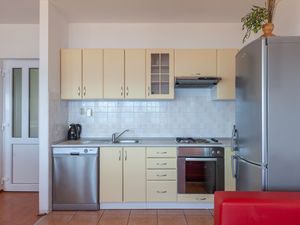 19127894-Ferienwohnung-6-Igrane-300x225-5