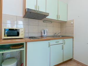 23570189-Ferienwohnung-5-Igrane-300x225-5