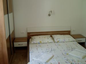 23972939-Ferienwohnung-4-Igrane-300x225-3