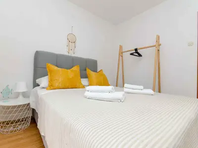 Ferienwohnung für 3 Personen (22 m²) in Igrane 10/10