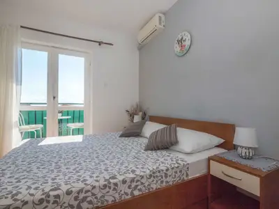 Ferienwohnung für 2 Personen (20 m²) in Igrane 9/10