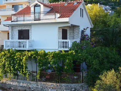 Ferienwohnung für 3 Personen (22 m²) in Igrane 1/10