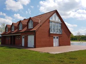 Ferienwohnung für 6 Personen (100 m²) in Ihlow