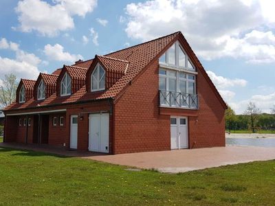 Ferienwohnung für 6 Personen (100 m²) in Ihlow 1/10