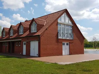 Ferienwohnung für 6 Personen (100 m²) in Ihlow 1/10
