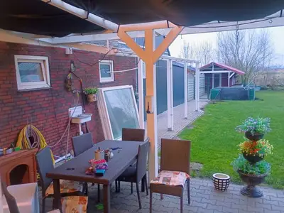 Ferienwohnung für 4 Personen (95 m²) in Ihlow 1/4