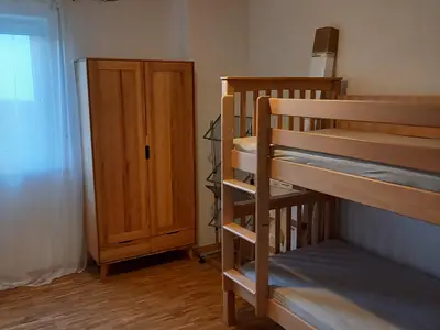 2. Schlafzimmer