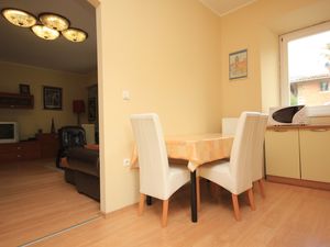 23927379-Ferienwohnung-5-Ika-300x225-5