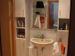 2145277-Ferienwohnung-3-Ilmenau-300x225-3