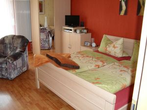 2145268-Ferienwohnung-3-Ilmenau-300x225-3