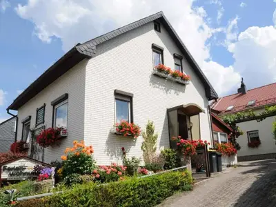 Ferienwohnung für 3 Personen (58 m²) in Ilmenau 1/10