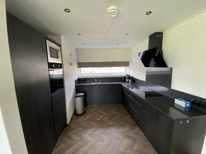 23973999-Ferienwohnung im Ferienpark-8-Biddinghuizen-300x225-5