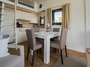 23988043-Ferienwohnung im Ferienpark-4-Bovenkarspel-300x225-3