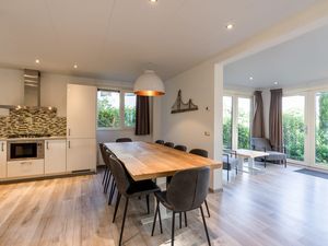 23987731-Ferienwohnung im Ferienpark-10-Brunssum-300x225-3