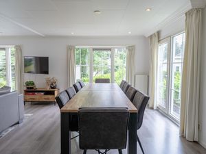 23987730-Ferienwohnung im Ferienpark-10-Brunssum-300x225-2