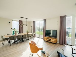 23988019-Ferienwohnung im Ferienpark-12-Linden-300x225-3