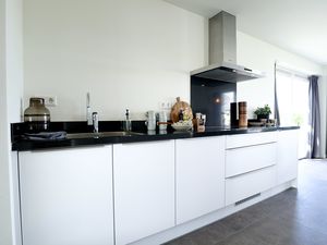 23987500-Ferienwohnung im Ferienpark-8-Nijkerk-300x225-4